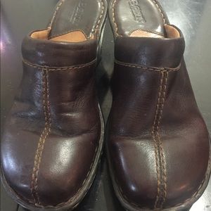 BORN Brown Leather Step In Wedge SZ 7 (38)